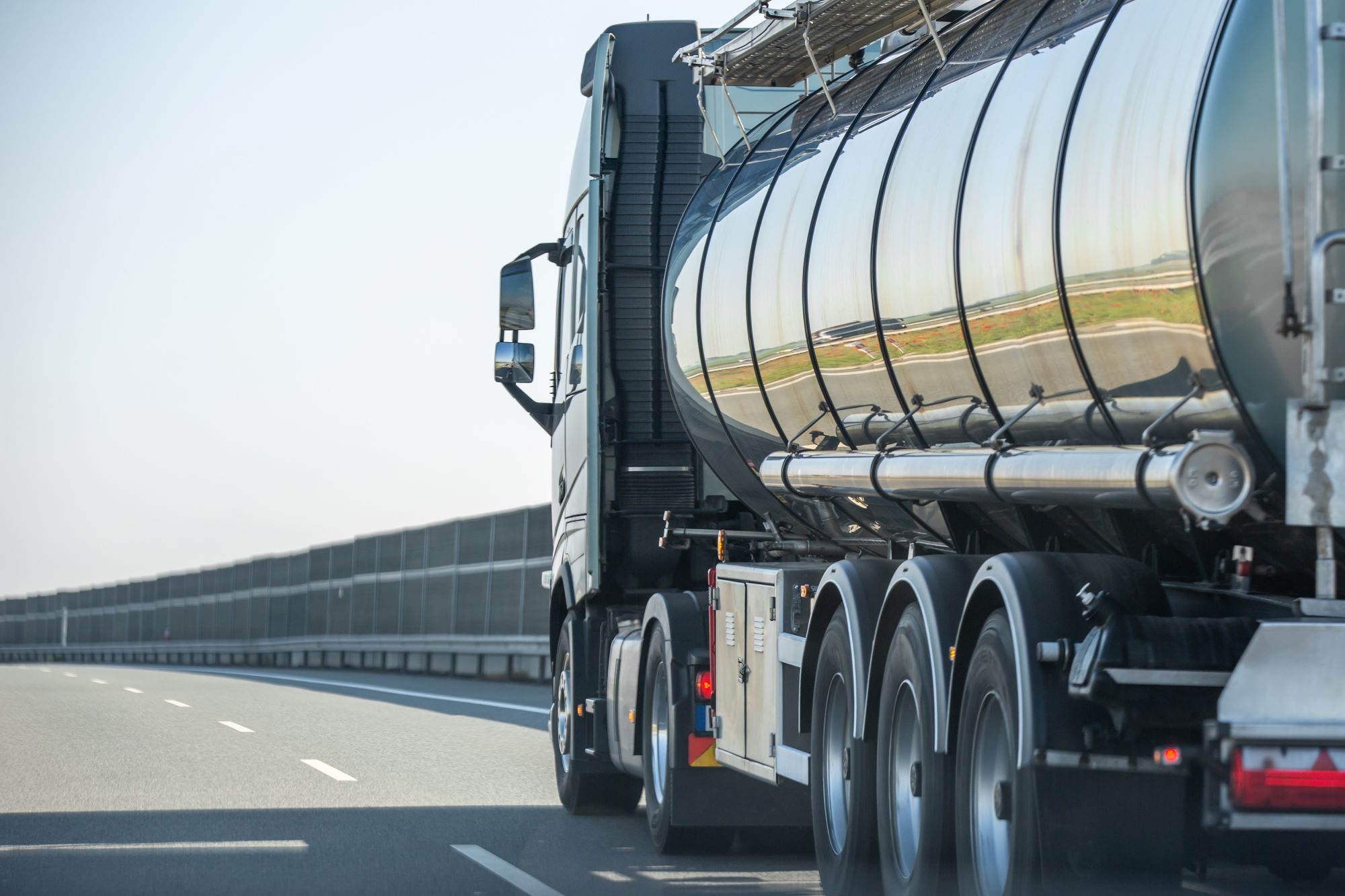 What You Need to Know About Filing a Claim After a Truck Accident